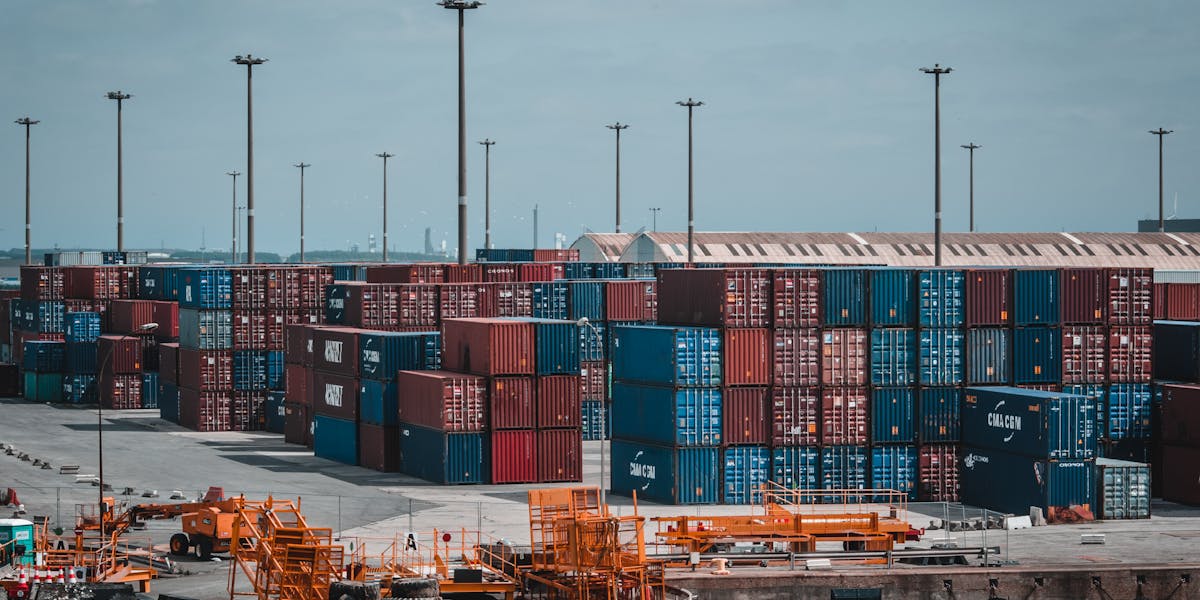 International logistics